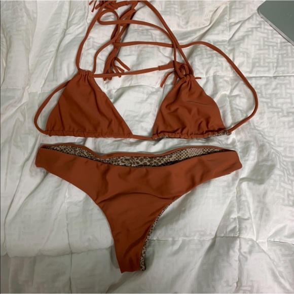 🦋SOLD🦋 - Picture 1 of 1